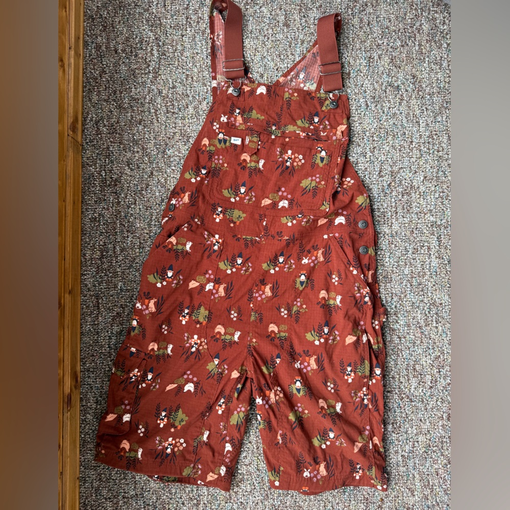 Duluth trading gnome shortalls overalls gardening novelty print women